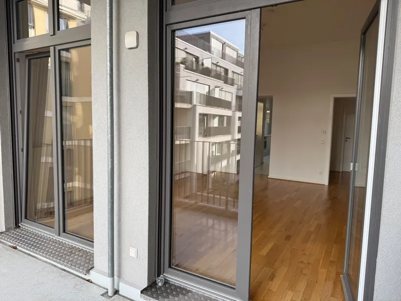 Wohnen mit Charakter: 3-Zimmer-Wohnung in Berlin-Mitte — photo 1